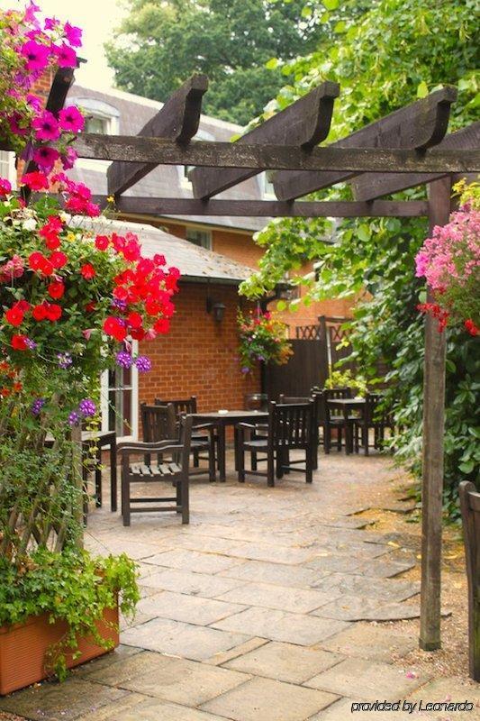 Waterloo Hotel Crowthorne Εστιατόριο φωτογραφία