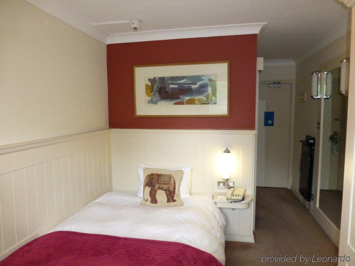 Waterloo Hotel Crowthorne Εξωτερικό φωτογραφία