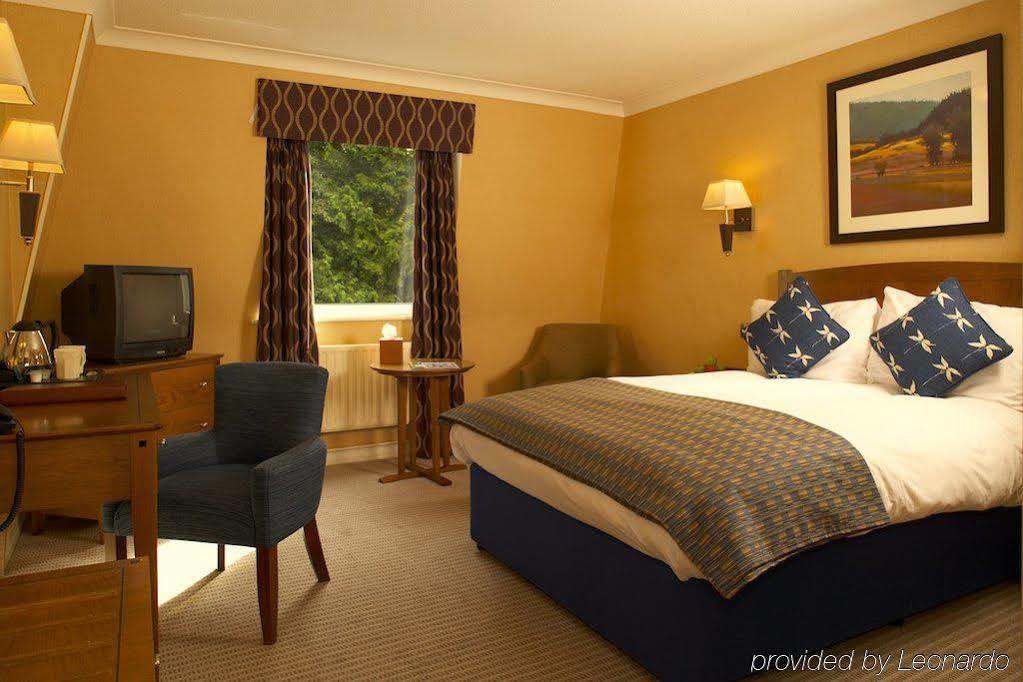 Waterloo Hotel Crowthorne Δωμάτιο φωτογραφία